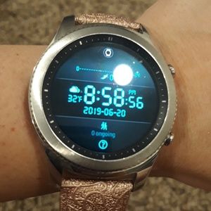 Samsung S3 smart watch with two extra bands